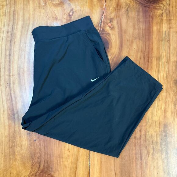Nike Bliss Lux Women's 2X 7/8 DA3153 Plus Size Athletic Stretch Pull on HH18 - Picture 1 of 7